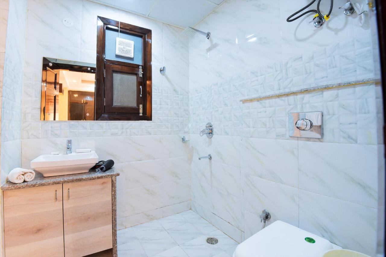 Bedchambers Medicity Serviced Apartments In Gurgaon Eksteriør bilde