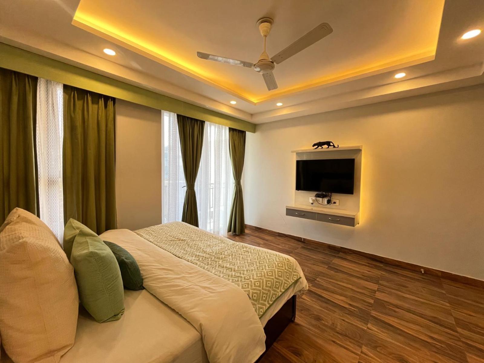 Bedchambers Medicity Serviced Apartments In Gurgaon Eksteriør bilde