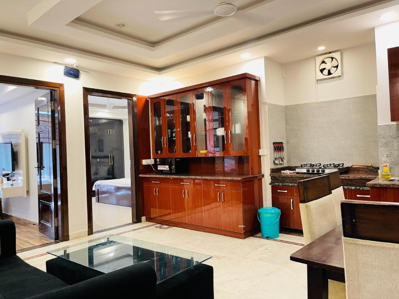 Bedchambers Medicity Serviced Apartments In Gurgaon Eksteriør bilde