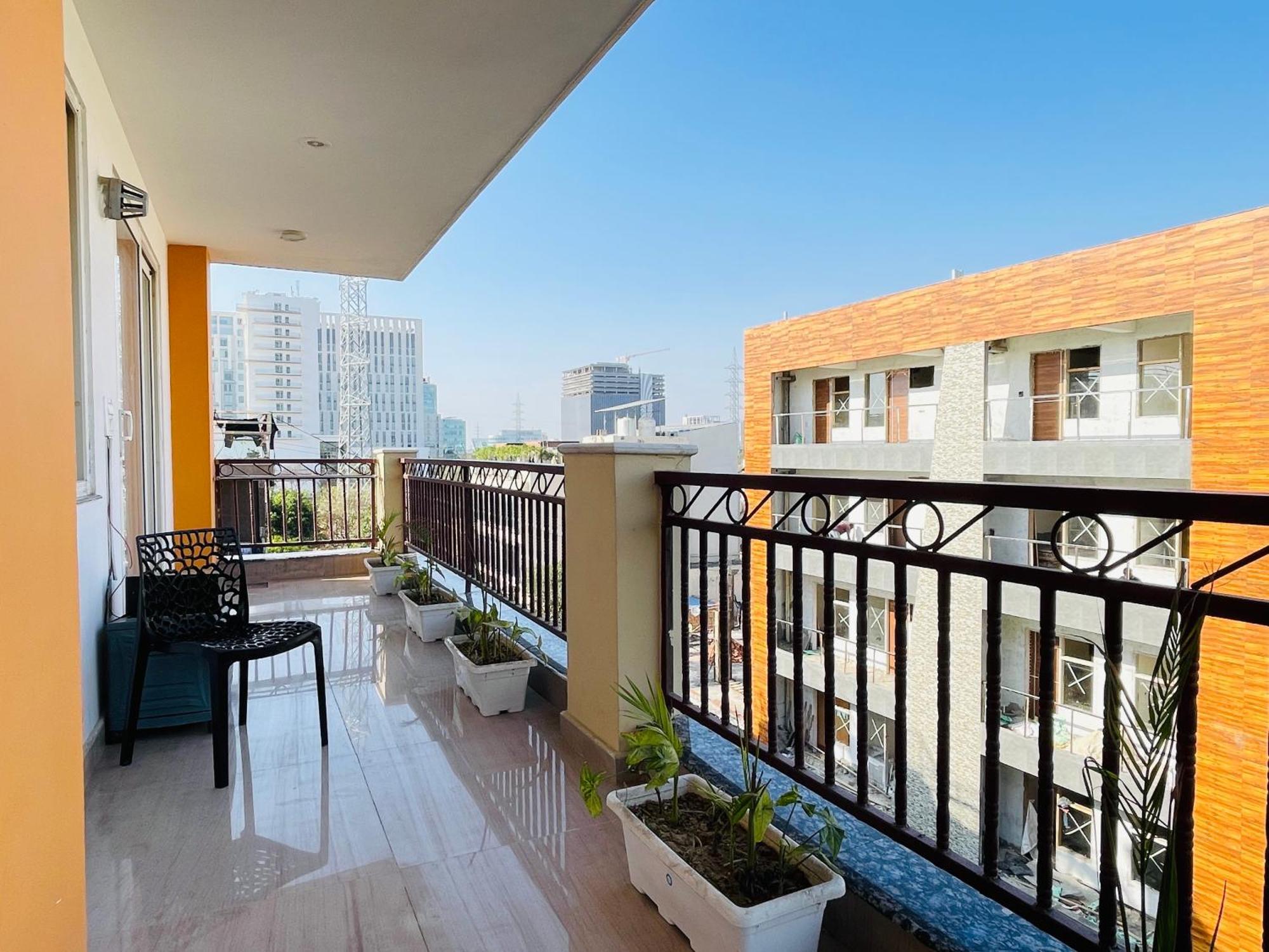 Bedchambers Medicity Serviced Apartments In Gurgaon Eksteriør bilde