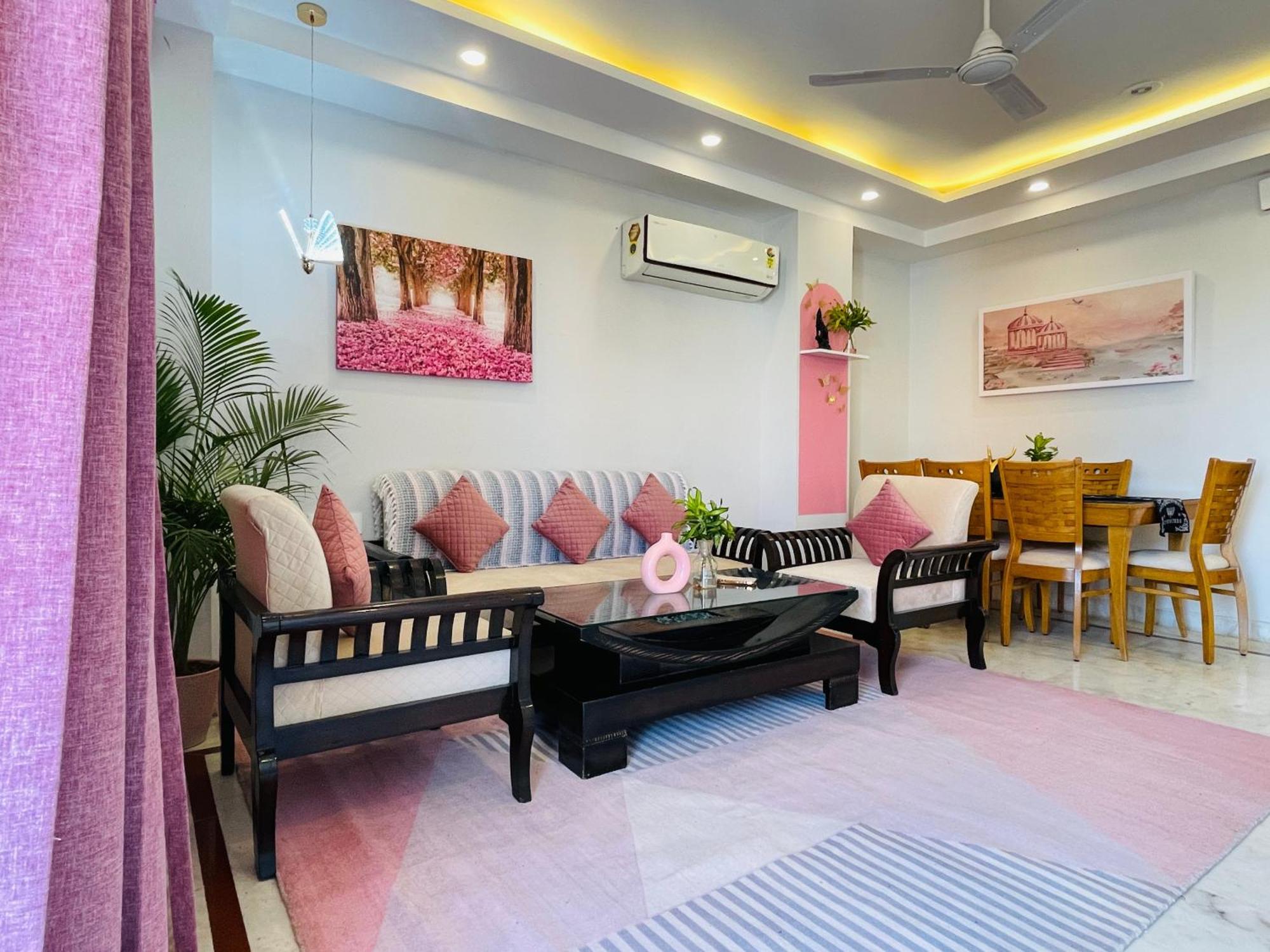 Bedchambers Medicity Serviced Apartments In Gurgaon Eksteriør bilde