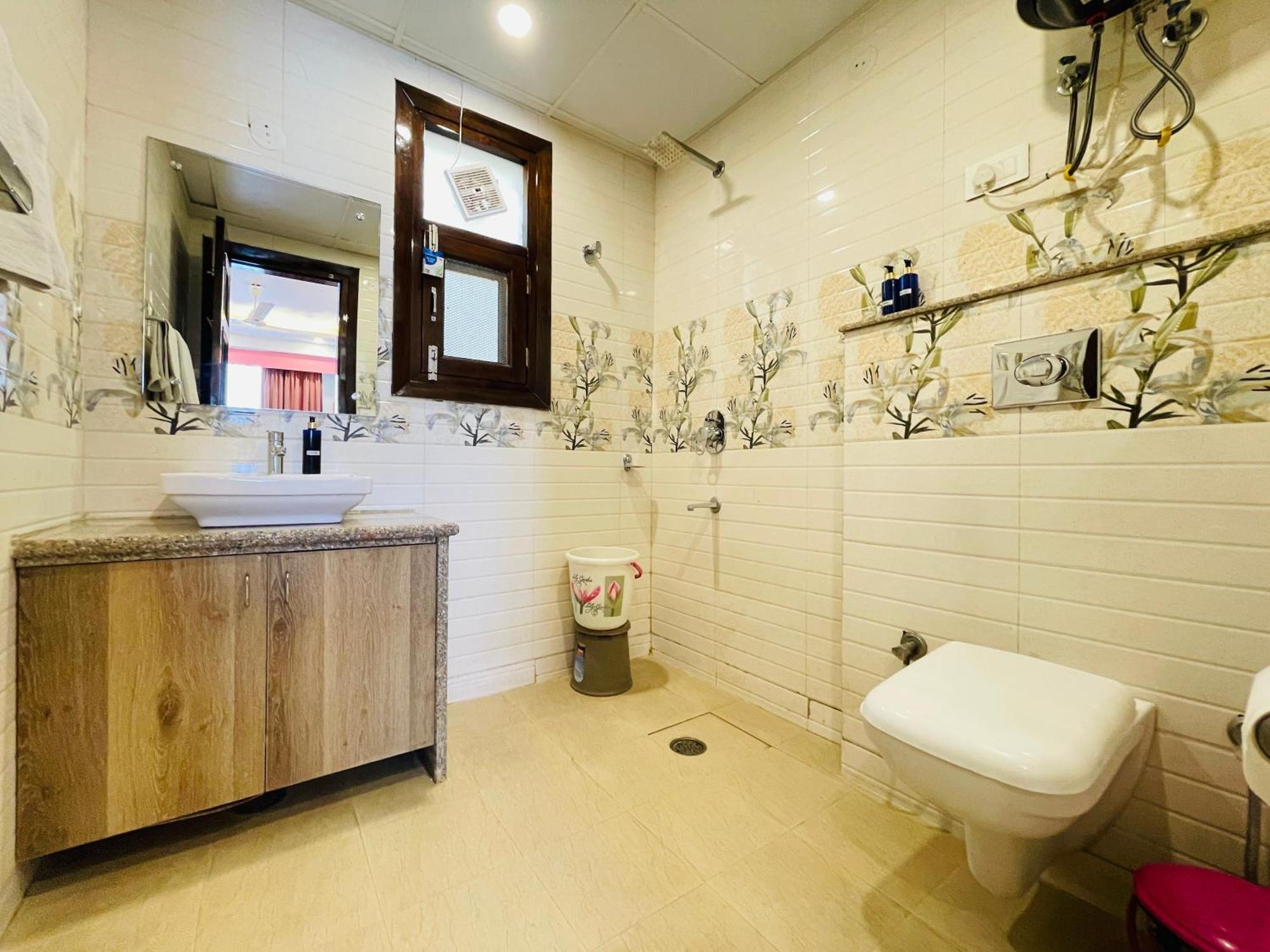 Bedchambers Medicity Serviced Apartments In Gurgaon Eksteriør bilde