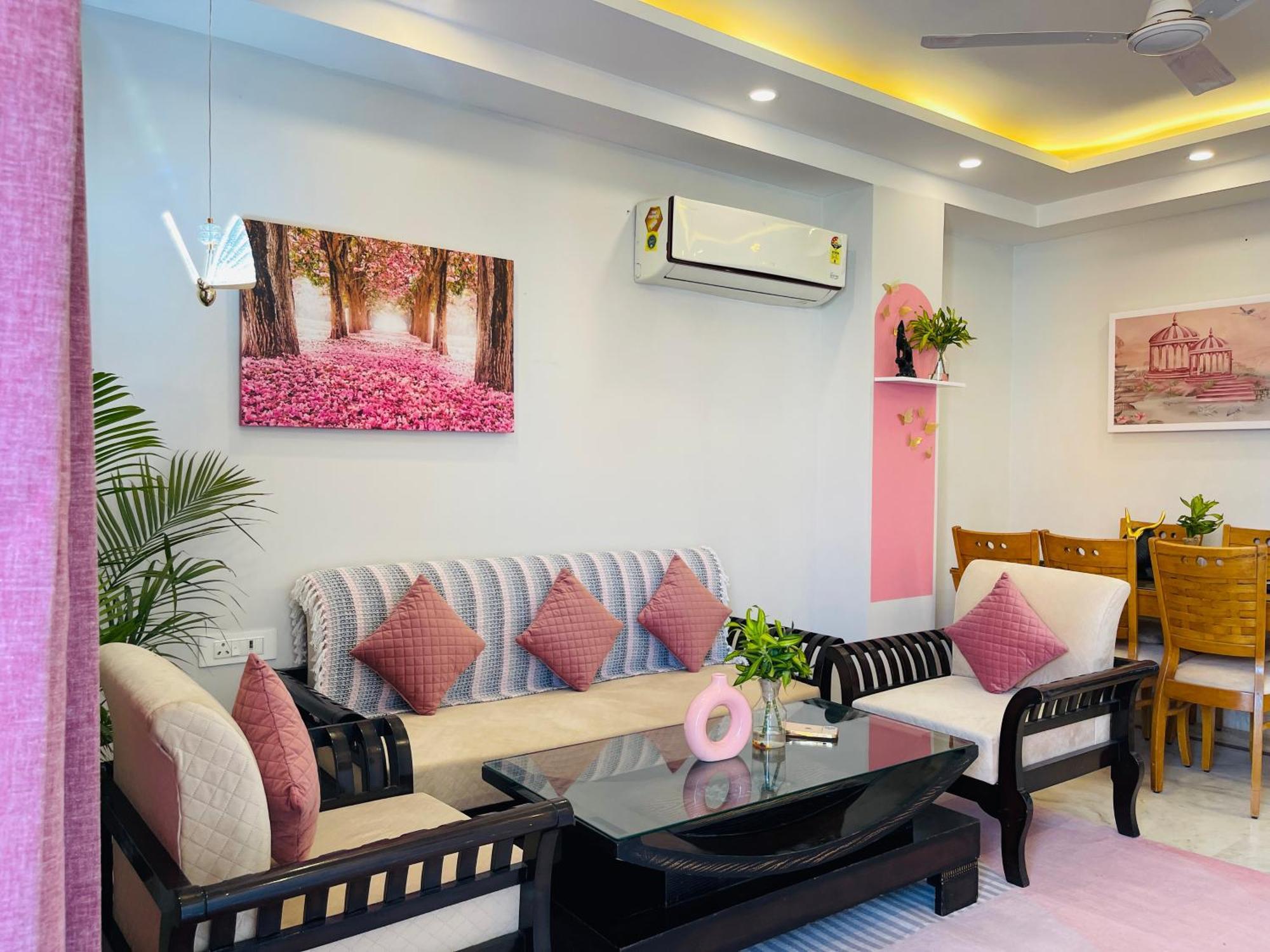 Bedchambers Medicity Serviced Apartments In Gurgaon Eksteriør bilde